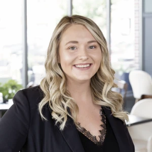 image of agent Dakota Cunningham